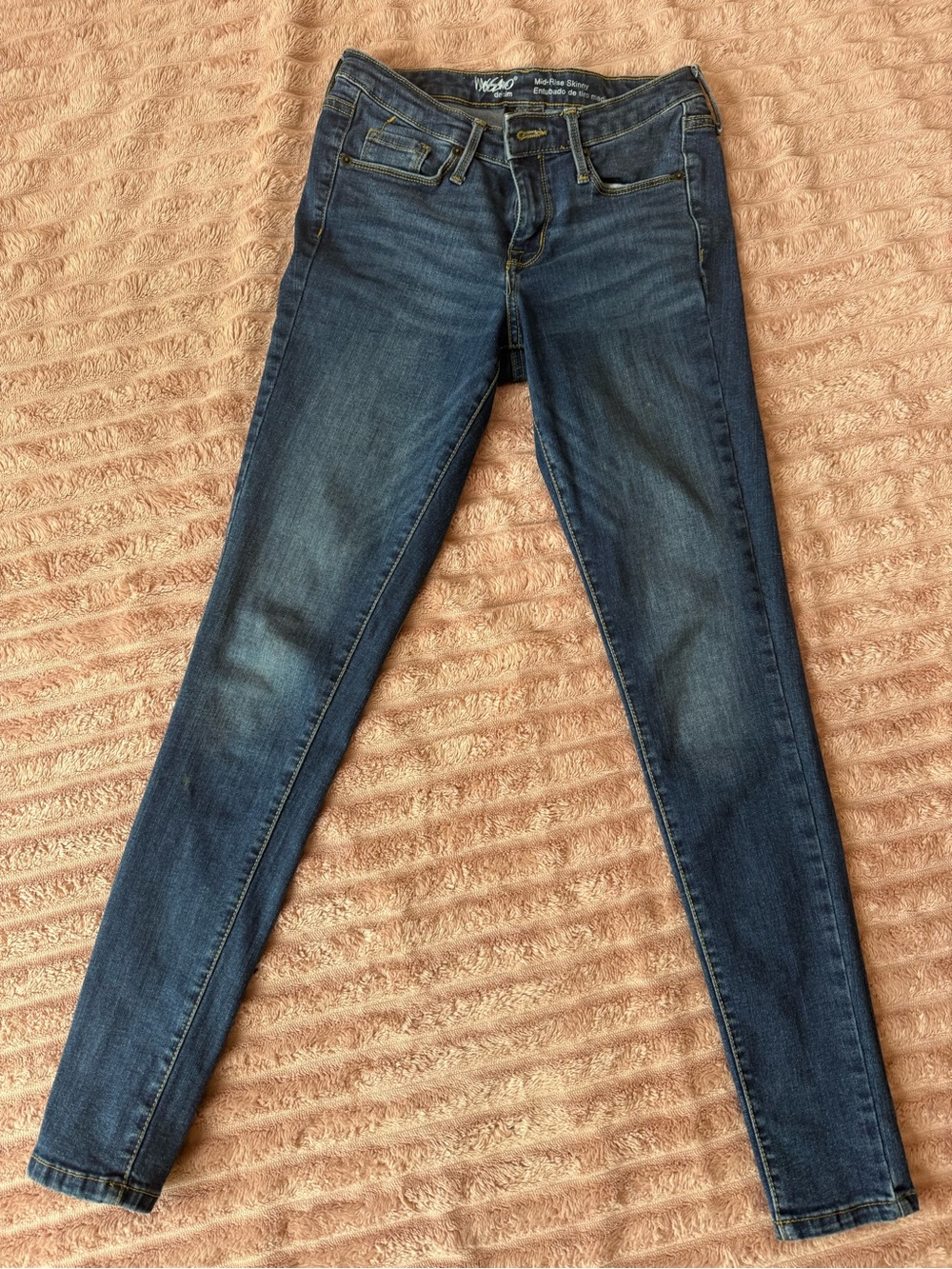 Mossimo Mid-Rise Skinny Jeans - Stretch Denim size 0 or 25